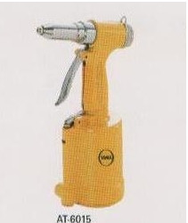 供應(yīng)AT-6015氣動鉚釘槍,YAMA進口氣動工具